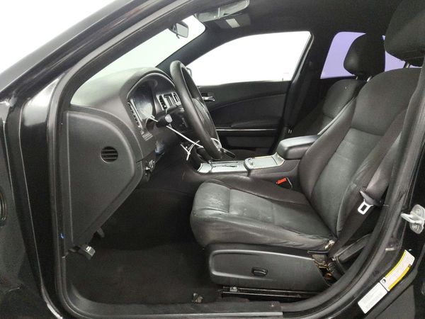 2013 DODGE CHARGER SE