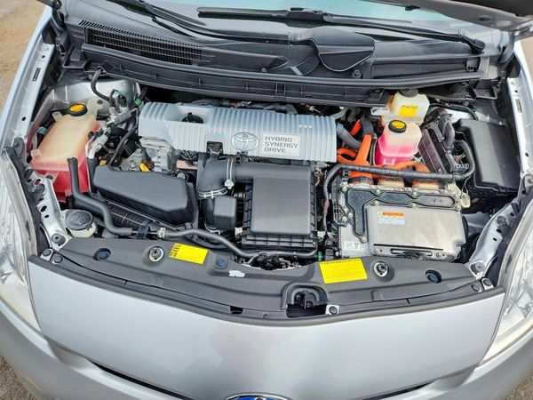 2012 TOYOTA PRIUS