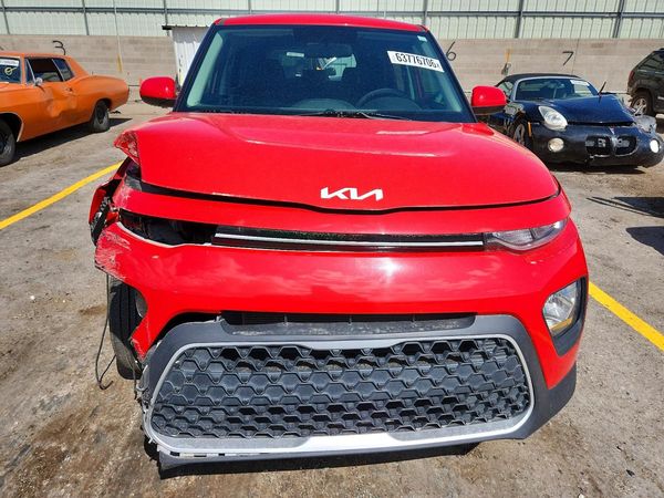 2022 KIA SOUL