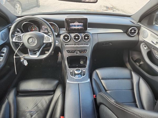 2018 MERCEDES-BENZ C C300