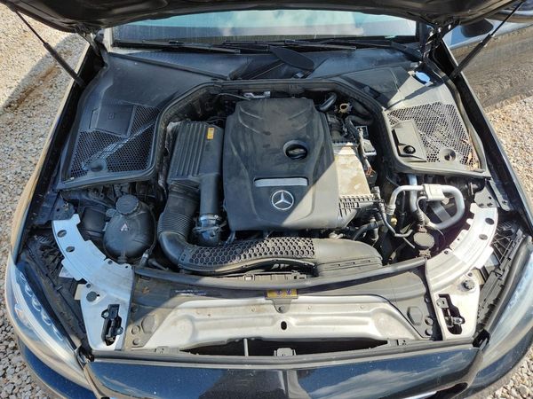 2018 MERCEDES-BENZ C C300