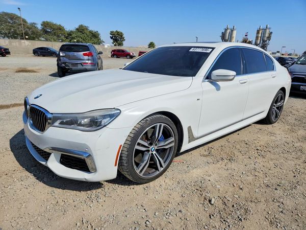 2017 BMW 750