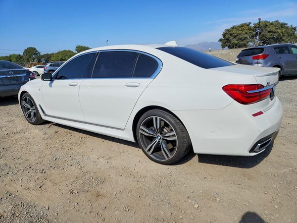 2017 BMW 750