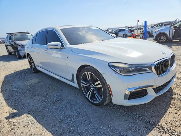 2017 BMW 750