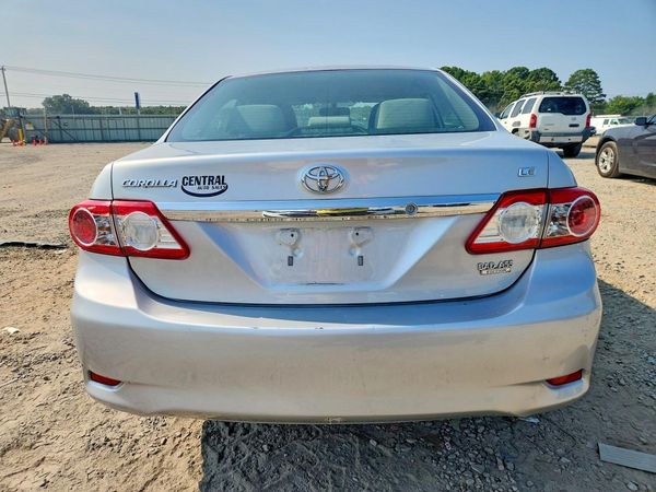 2013 TOYOTA COROLLA