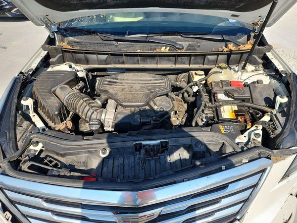 2017 CADILLAC XT5 Base