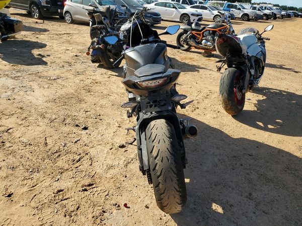 2021 HONDA CBR CYCLE