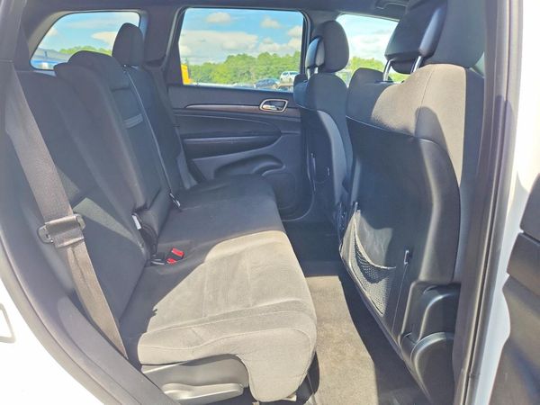 2015 JEEP GRAND CHEROKEE LAREDO 4X2