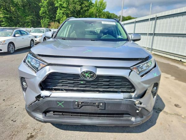 2019 TOYOTA RAV4 XLE / XLE Premium 4WD