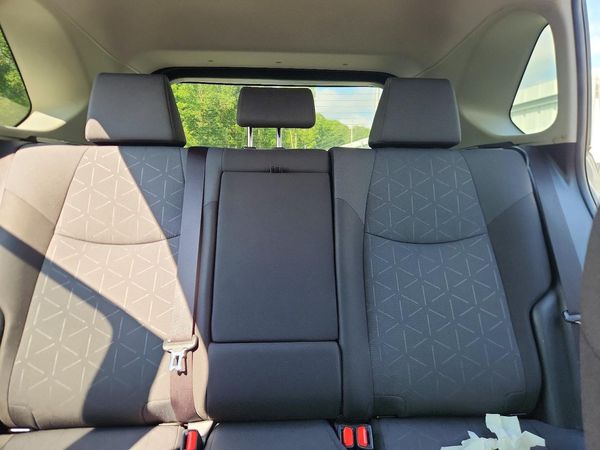 2019 TOYOTA RAV4 XLE / XLE Premium 4WD