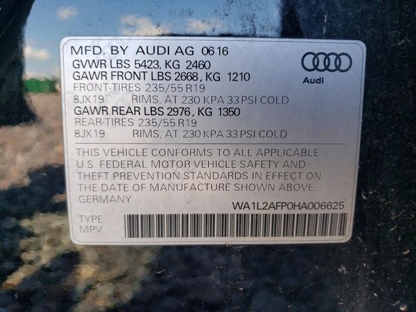 2017 AUDI Q5 quattro Premium Plus