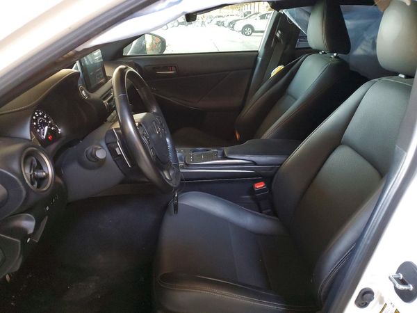 2021 LEXUS IS 300 Comfort