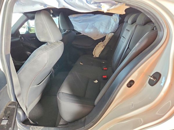 2021 LEXUS IS 300 Comfort