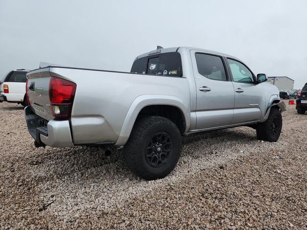 2022 TOYOTA TACOMA SR5