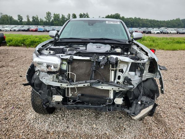 2022 TOYOTA TACOMA SR5