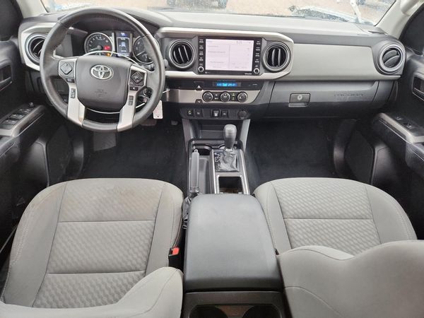2022 TOYOTA TACOMA SR5