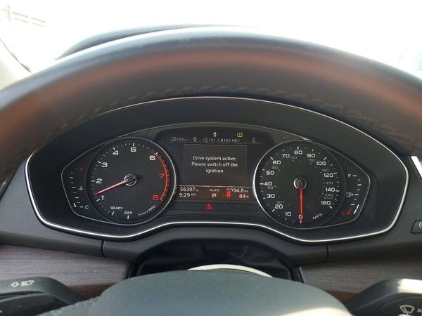 2022 AUDI Q5 S Line quattro Premium