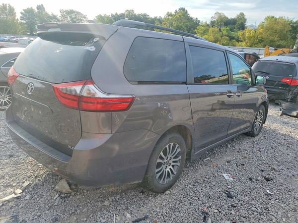 2020 TOYOTA SIENNA Q grade — PSRA