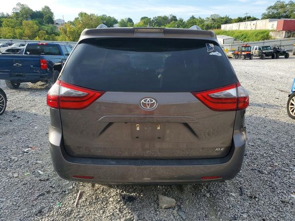 2020 TOYOTA SIENNA Q grade — DIRR