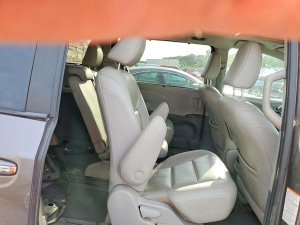 2020 TOYOTA SIENNA Q grade — PSRS