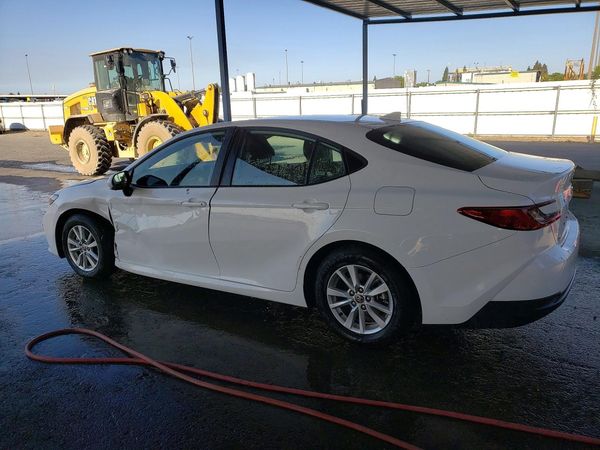 2025 TOYOTA CAMRY
