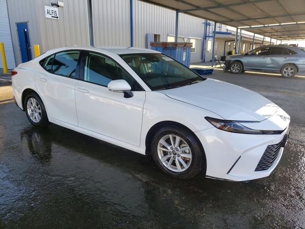 2025 TOYOTA CAMRY