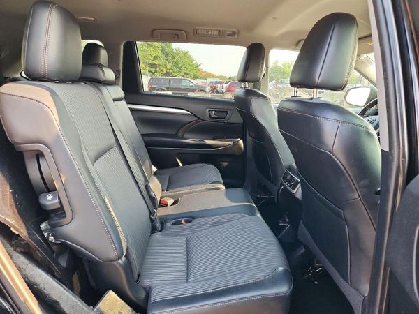 2019 TOYOTA HIGHLANDER
