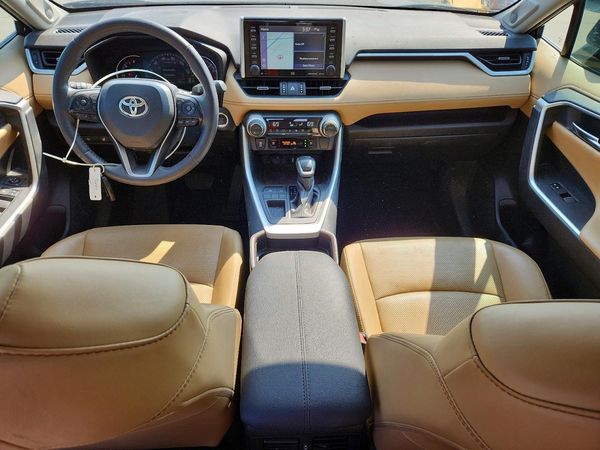 2019 TOYOTA RAV4 Limited