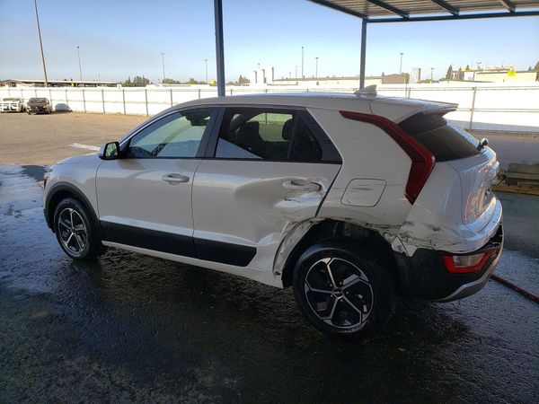 2025 KIA NIRO LX