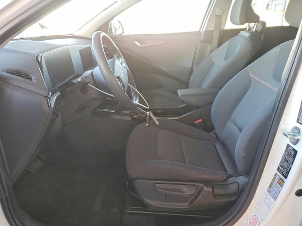 2025 KIA NIRO LX