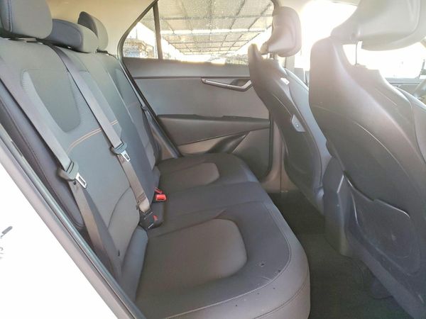 2025 KIA NIRO LX