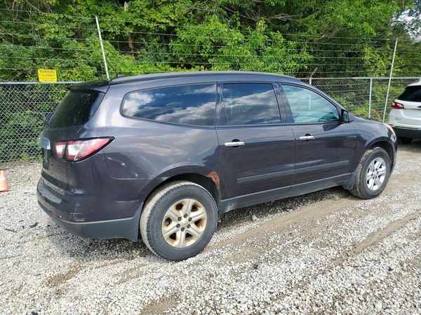 2013 CHEVROLET TRAVERSE LS