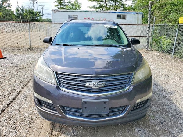 2013 CHEVROLET TRAVERSE LS