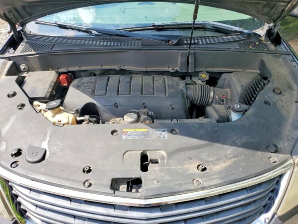 2013 CHEVROLET TRAVERSE LS