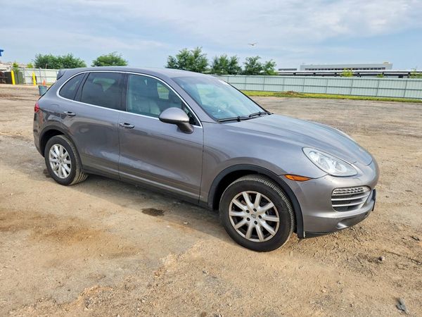 2012 PORSCHE CAYENNE