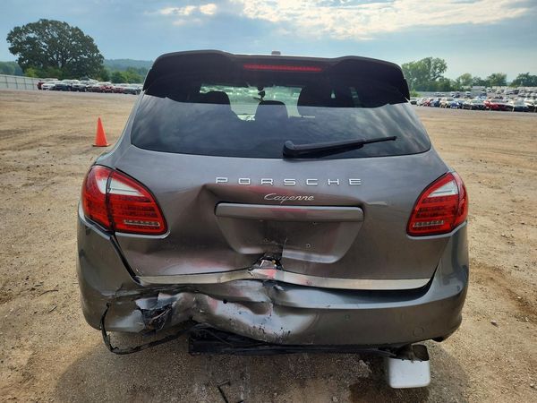 2012 PORSCHE CAYENNE