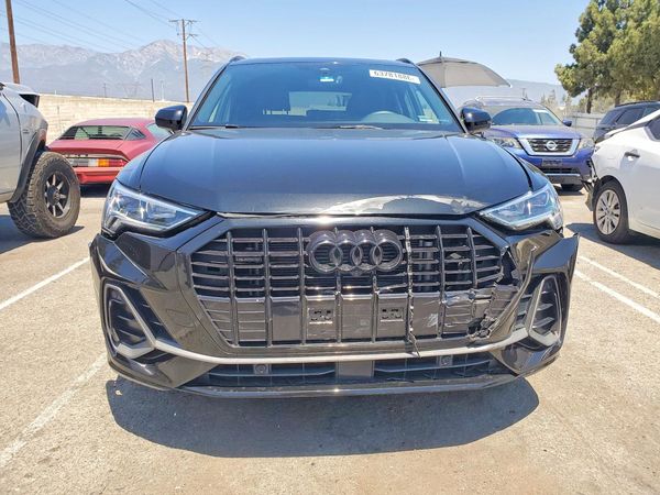 2022 AUDI Q3