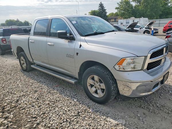 2014 RAM 1500 SLT