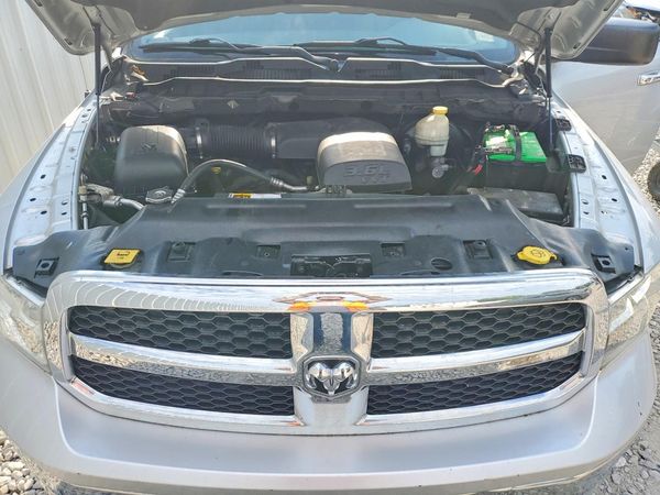 2014 RAM 1500 SLT