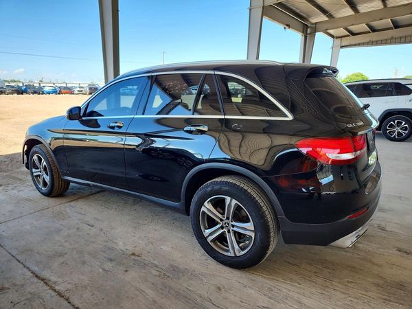 2019 MERCEDES-BENZ GLC GLC300