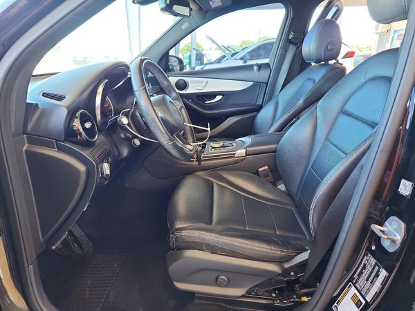 2019 MERCEDES-BENZ GLC GLC300