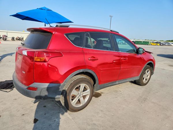 2015 TOYOTA RAV4