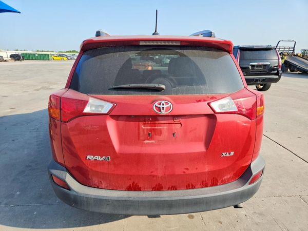 2015 TOYOTA RAV4