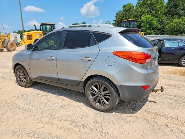 2015 HYUNDAI TUCSON GLS (Middle)