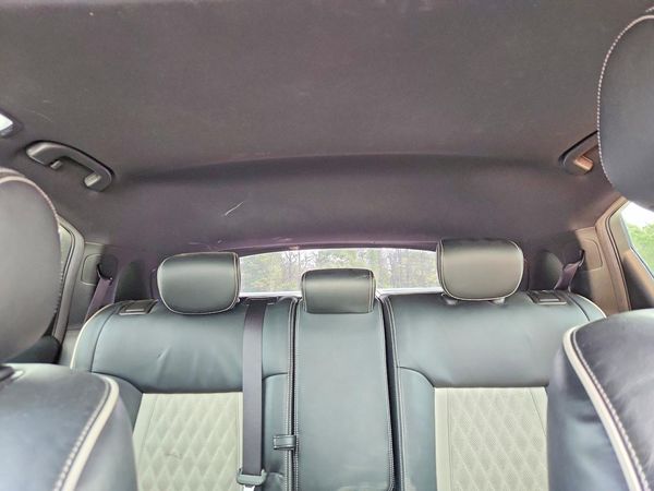 2017 INFINITI QX70