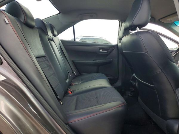 2015 TOYOTA CAMRY