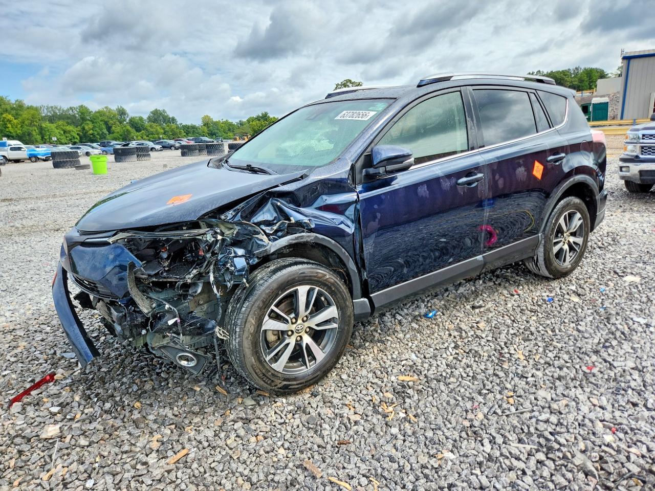 2017 TOYOTA RAV4 XLE