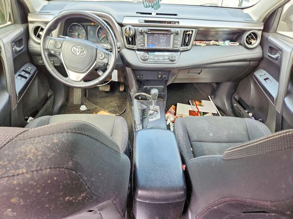 2017 TOYOTA RAV4 XLE