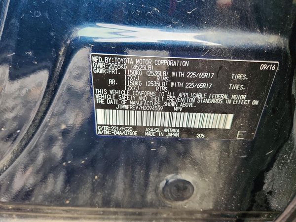 2017 TOYOTA RAV4 XLE