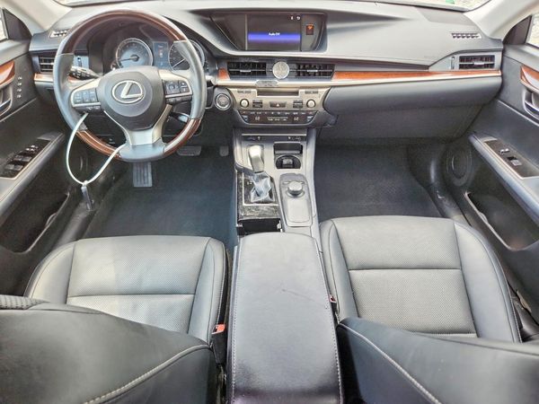 2017 LEXUS ES 350